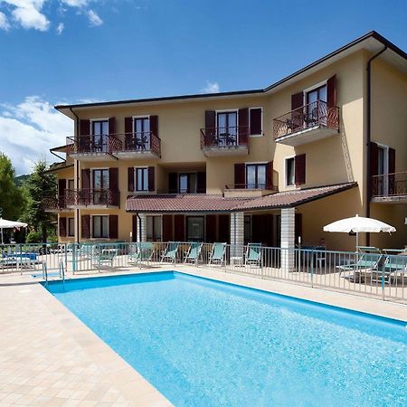 Hotel Astra Tignale Kültér fotó